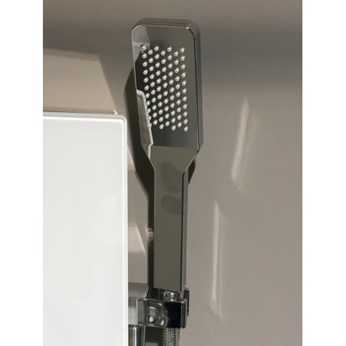 Colonne de douche SINT Standard Mécanique - Blanc Img 2545 Colonne de douche SINT Standard Mécanique - Blanc Img 2545