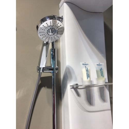 Colonne de douche hydromassante DRESS S Thermostatique - Blanc Brillant IMG_2565 Colonne de douche hydromassante DRESS S Thermostatique - Blanc Brillant IMG_2565