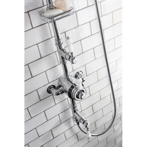 Colonne de douche Rétro STOUR thermostatique - Douche de tête 180mm STOUR-Burlington-Bathrooms-504943-rel5e9f42f1 Colonne de douche Rétro STOUR thermostatique - Douche de tête 180mm STOUR-Burlington-Bathrooms-504943-rel5e9f42f1