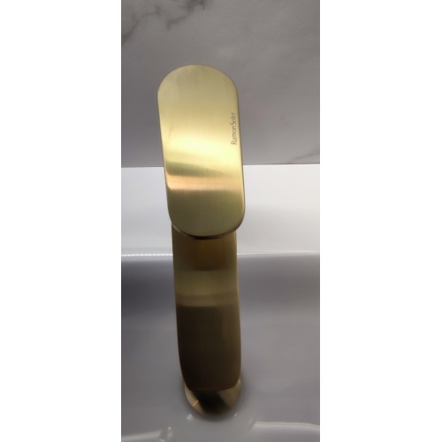 Mitigeur de lavabo mi-haut ALEXIA Or brossé IMG_20211215_131111 Mitigeur de lavabo mi-haut ALEXIA Or brossé IMG_20211215_131111