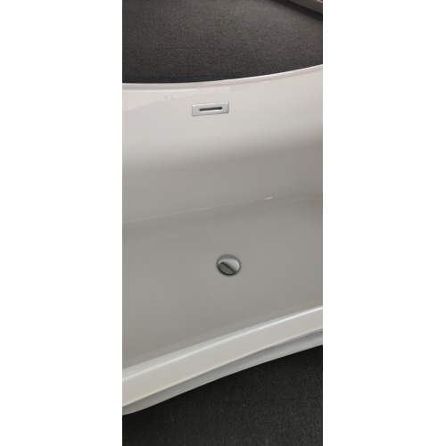 Baignoire îlot MOOREA 180x80 cm IMG_20230824_133906 Baignoire îlot MOOREA 180x80 cm IMG_20230824_133906