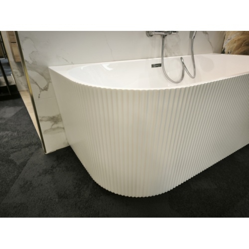 Baignoire semi-ilot Blanche cannelée 80x170 NONNA IMG_20250926_115044 Baignoire semi-ilot Blanche cannelée 80x170 NONNA IMG_20250926_115044