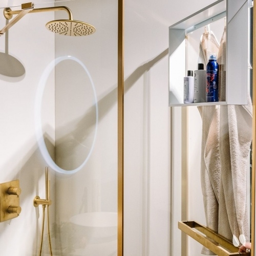 Étagère et crochet FRAME pour paroi de douche - Blanc Mat* Frame Blanc Étagère et crochet FRAME pour paroi de douche - Blanc Mat* Frame Blanc