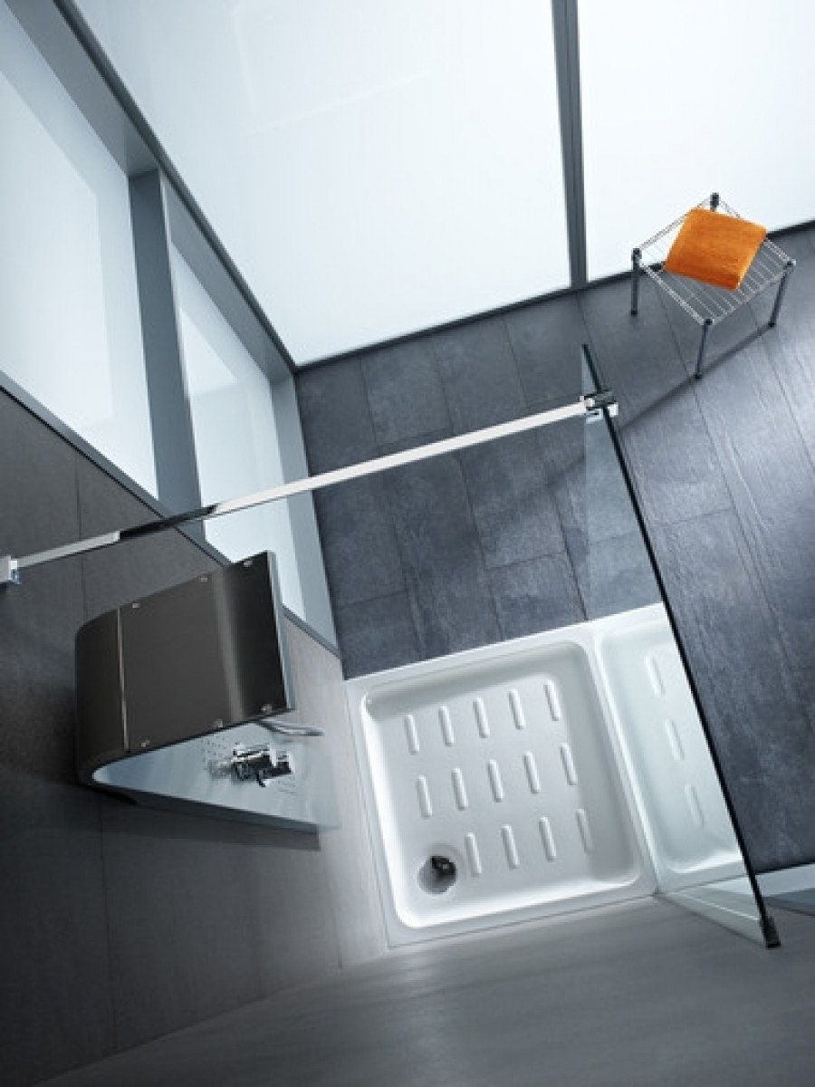 Colonne de douche en acier avec Hydromassage Essential Roca